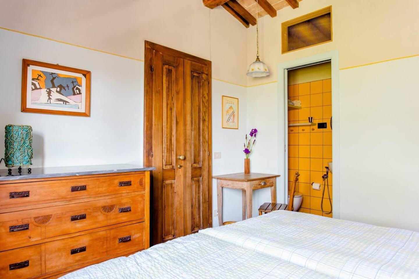 Private Room With Own Bathroom At Podere Noceto Grotti エクステリア 写真